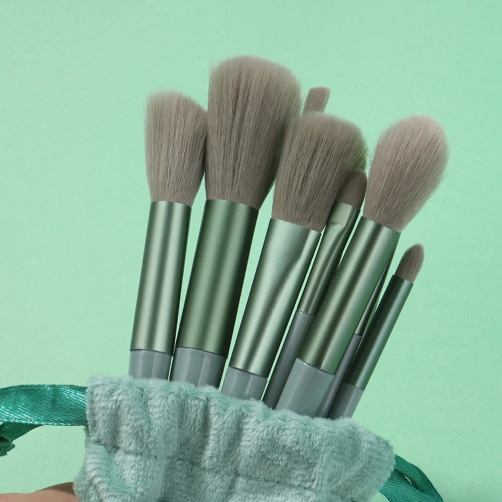 Vero Elite™ 13-Piece Professional Makeup Brush Set – Soft, Flawless Finish